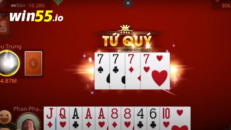 Khi sở hữu tứ quý, theo quy tắc chặt bài bạn sẽ chặn được một con heo